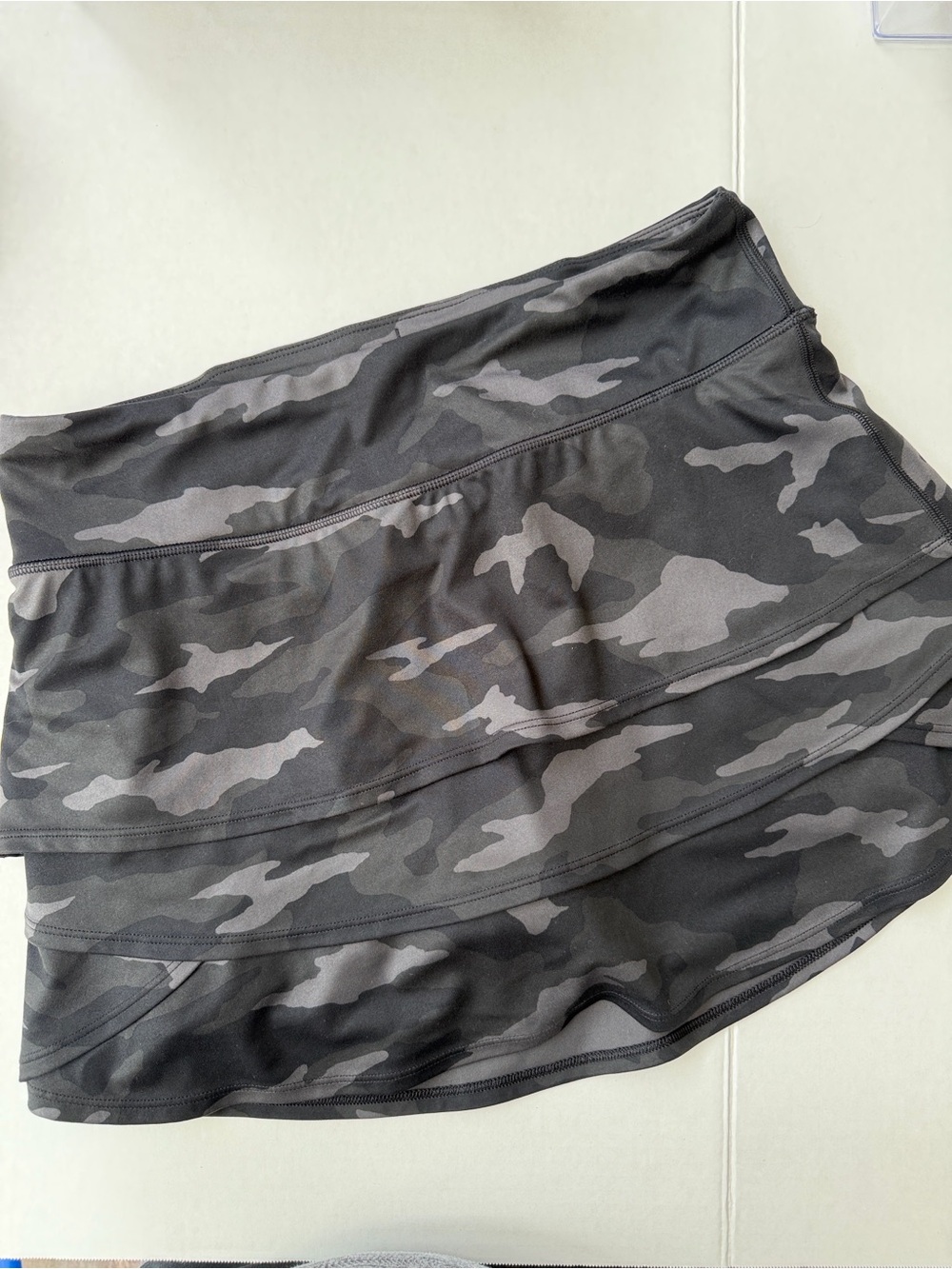 Athleta girl Camo Active Skirt skort